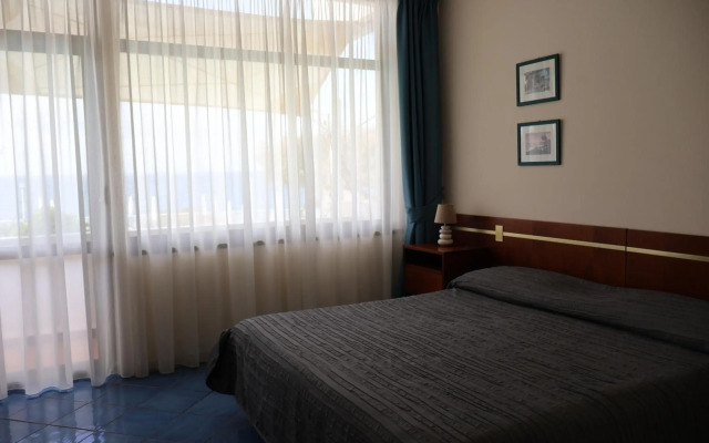 Hotel Puntaquattroventi