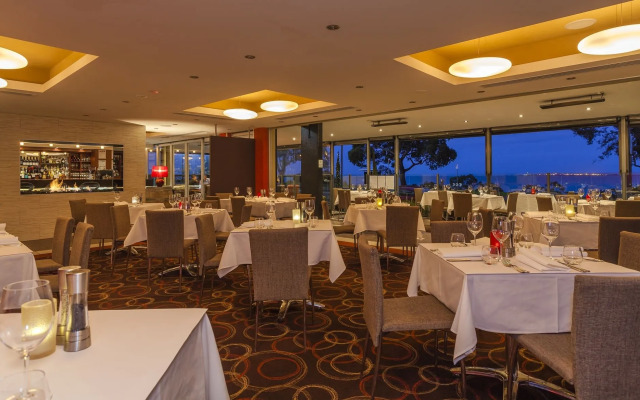 Chifley Geelong Hotel And Apartments