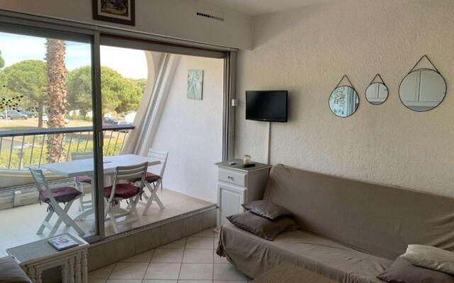 Appartement Port Camargue, 1 pièce, 4 personnes - FR-1-250-162