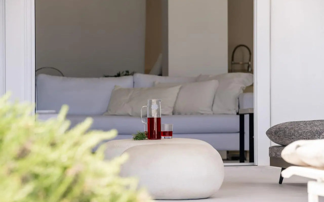 Villa Psarou - The Above Nammos Experience