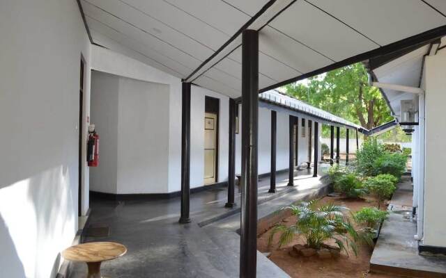 Jayasinghe Holiday Resort