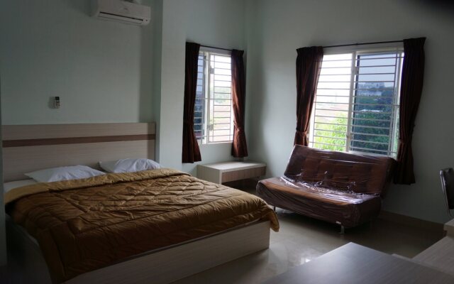 Ayahanda Residence