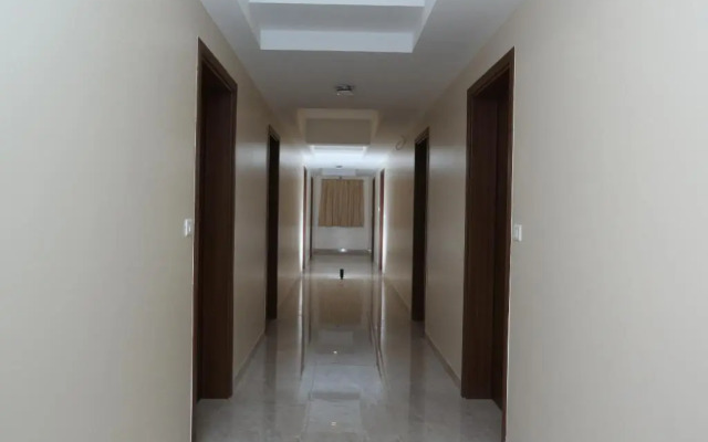 OYO 17356 Cute Orange Service Apartments