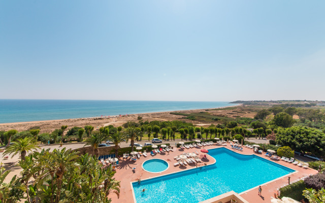 Paradise Beach Resort