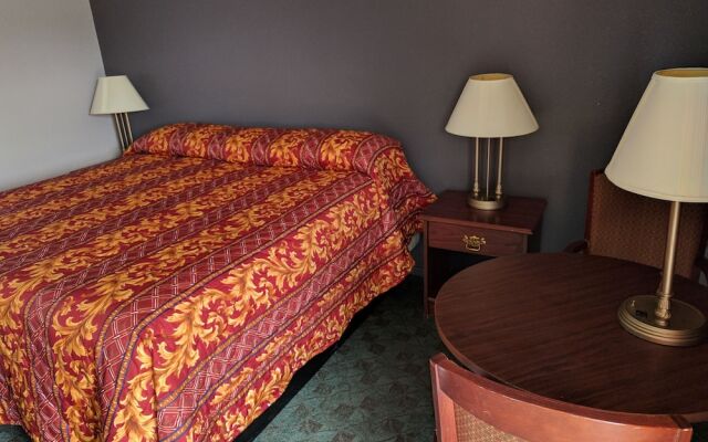 Budget Inn & Suites