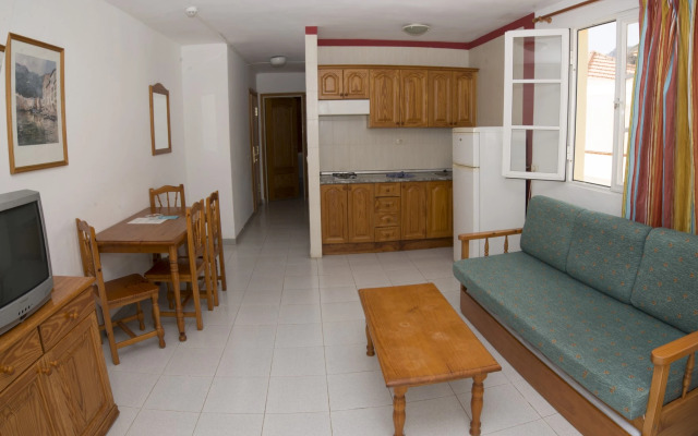Apartamentos Laurisilva