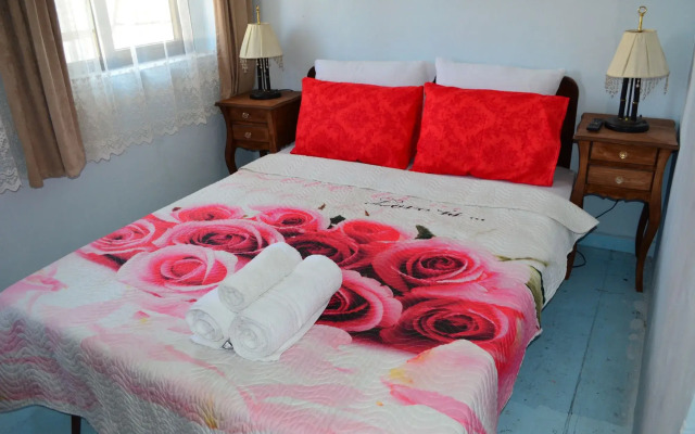 Ayvalık Ugurlu Konak Butik Otel