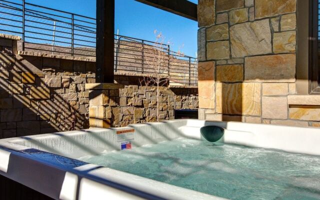 3815 Blackstone Drive Townhome by RedAwning