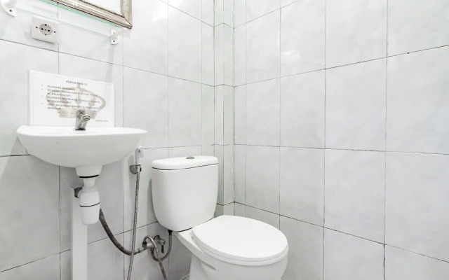 Urbanview Hotel Mon Bel Cibodas