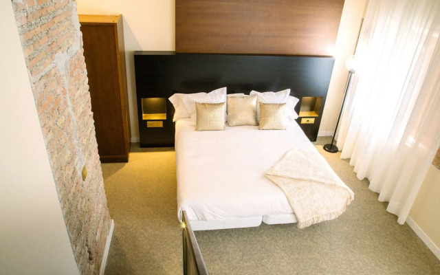 Apartamentos Líbere Málaga Teatro Romano