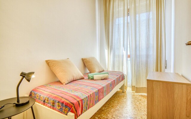 Beautiful Apartment in Viareggio With 3 Bedrooms and Wifi