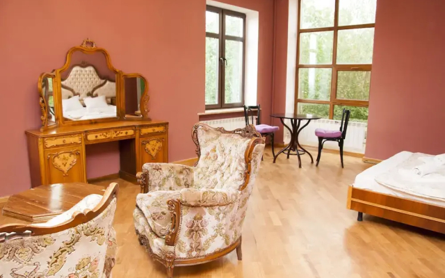 Chateau Gabriel