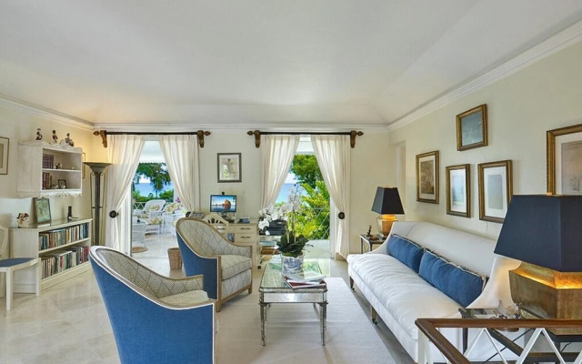 Sunny Vacation Villa 71