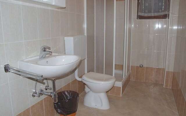 Seaview Apartment in Dalmatia With Balcony