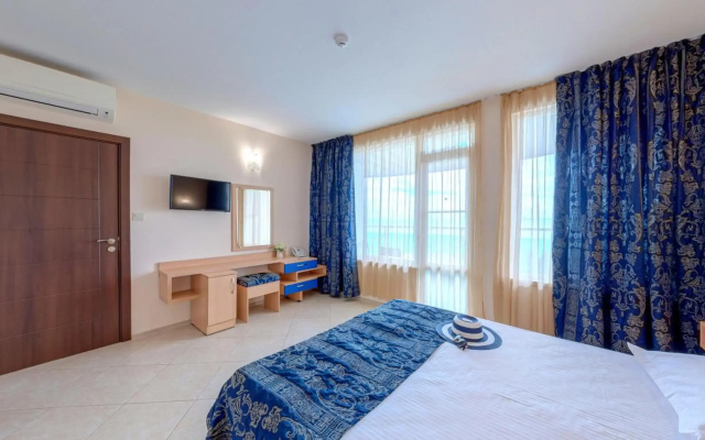 Hotel Blue Bay