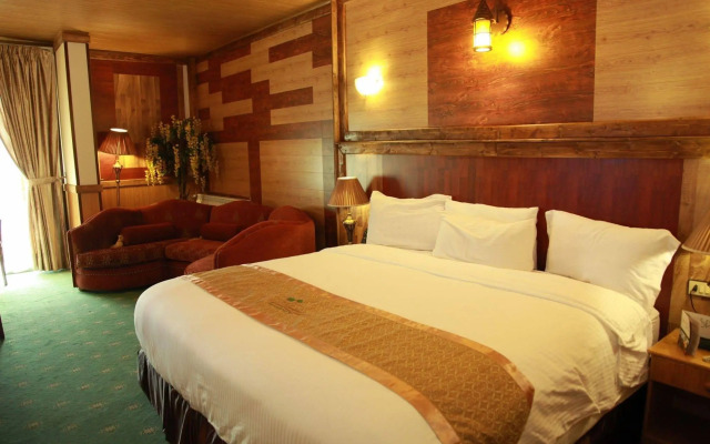 Pineland Hotel and Health Resort