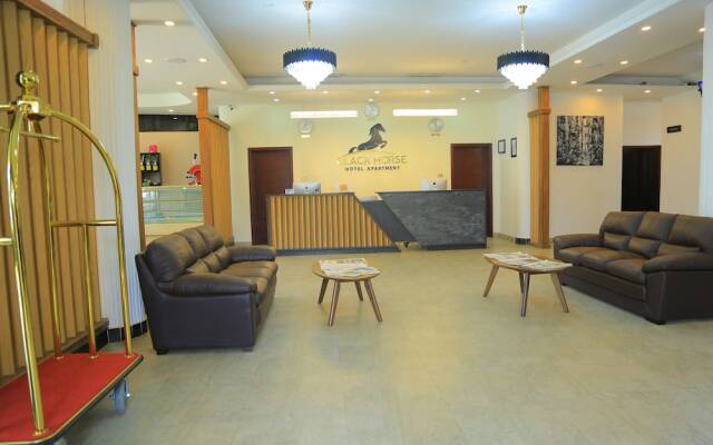 Black Horse Hotel Apartment