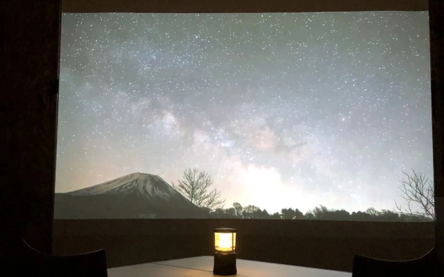 Share Creative&Bed 'adonoan'