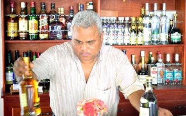 Aparta Hotel Las Flores
