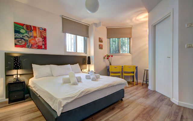 Geula Beach Boutique Apartments