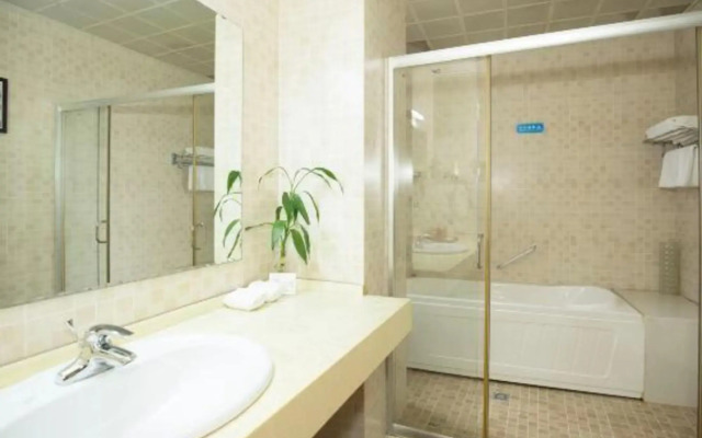 Qingyuan Hotel University of Anhui