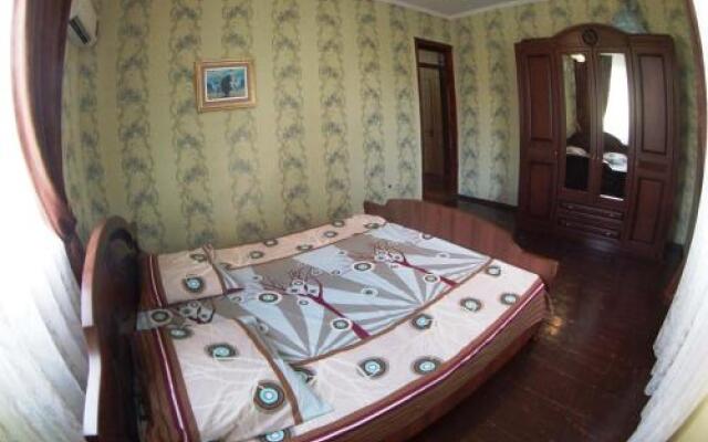 Guest house on Shaumyana
