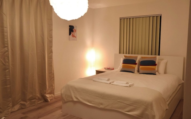 Peace House – Guest Rooms – Osaka