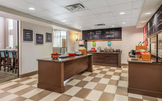 Hampton Inn & Suites-Dallas Allen