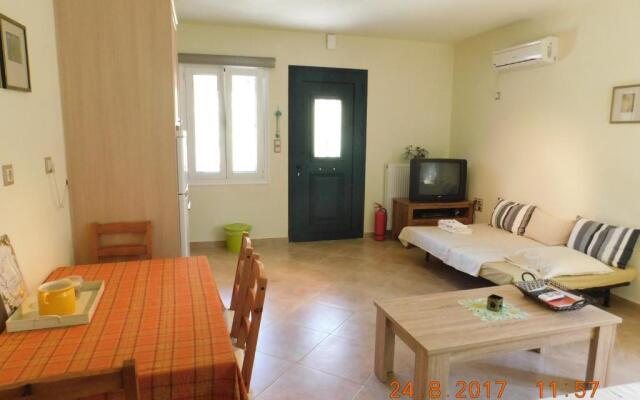 Ktima Pyroessa Yellow Suite