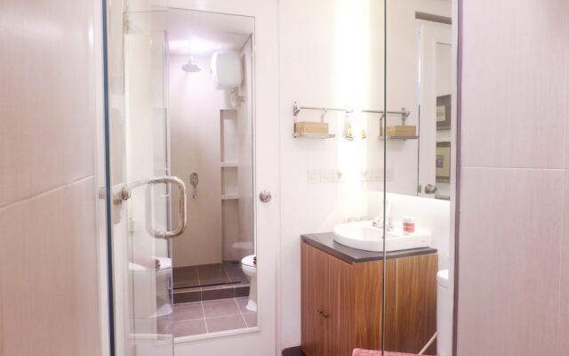 Studio Tropical Modern Living At Kemang Village