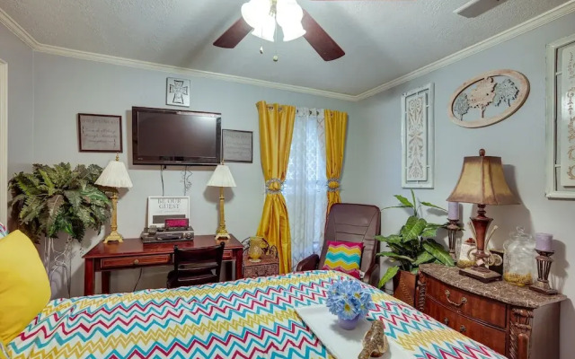 Spacious Bryan Vacation Rental w/ Pool & Patio!