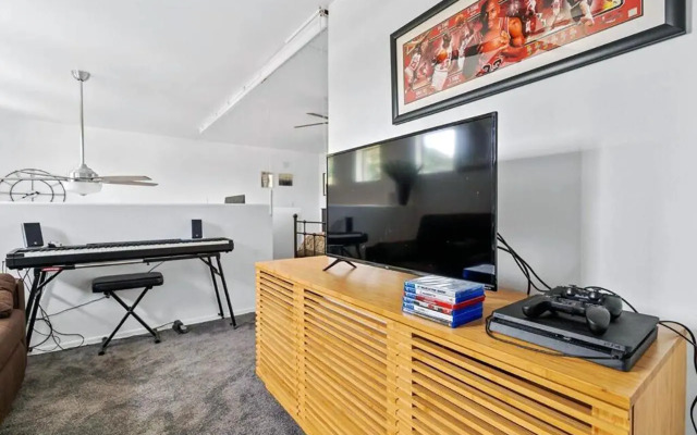 Family Fun Vacation, Heated Pool, Gameroom, Sauna