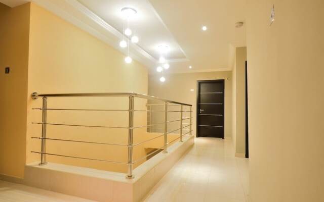 Villa Thirty Three