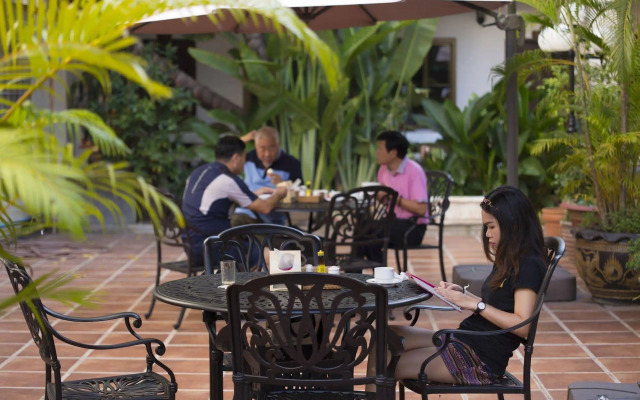 Mali Namphu Hotel