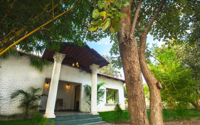 Tuli Veer Bagh Resort