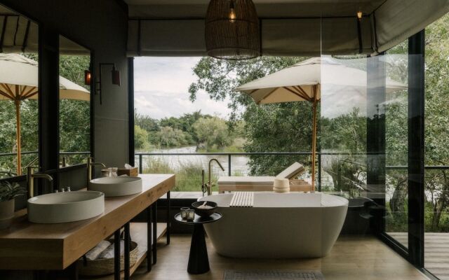 Zambezi Sands By Batoka