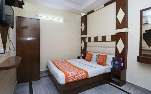 Lord Krishna Hotel Dx. Inn