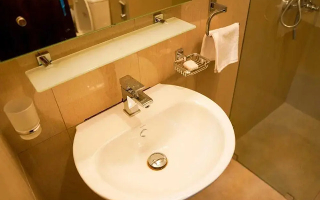 Green Eye Apartment & Hotel