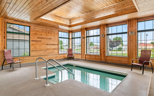 Super 8 by Wyndham La Crosse