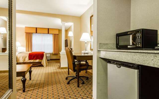 Comfort Inn & Suites Scarborough - Portland