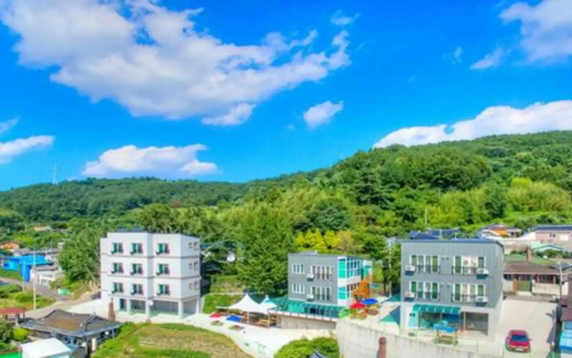 Suncheon Bay Healing Camp Pension