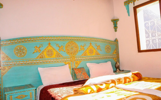 Roches Aremd - Hostel