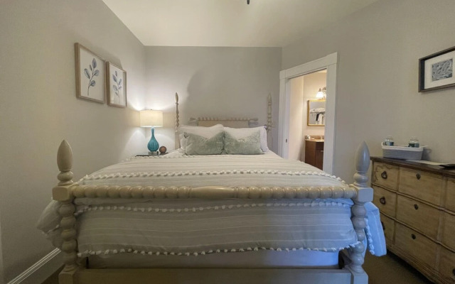 Noble House Inn