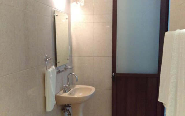 Fray Bartolome Hotel