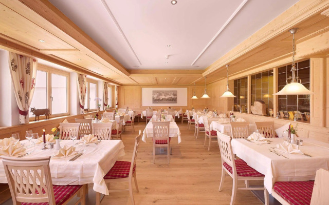 Hotel Tyrol