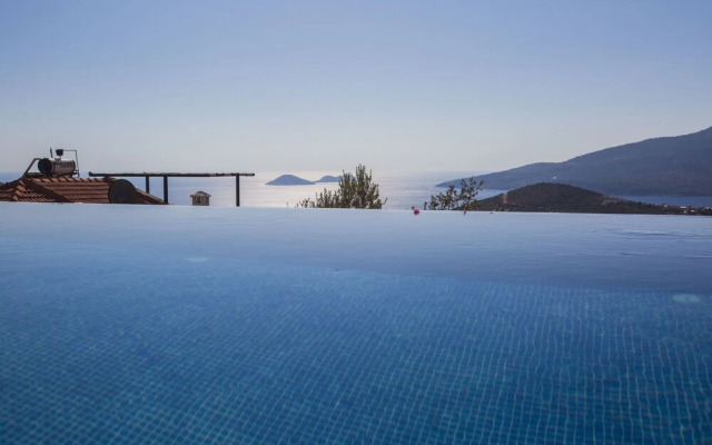 Villa Horizon by Akdenizvillam