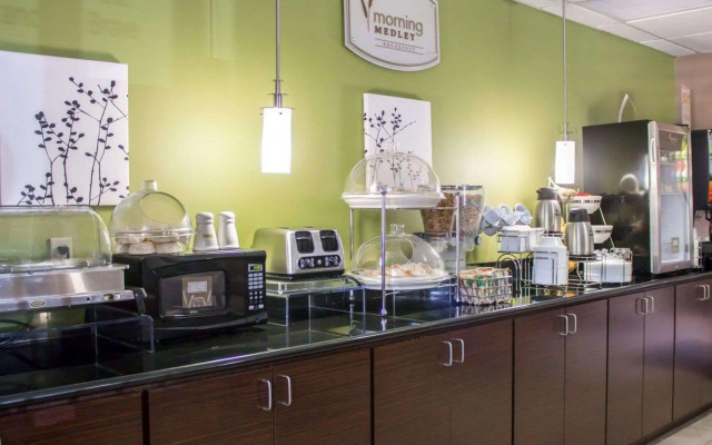 Sleep Inn & Suites Columbus - State University Area