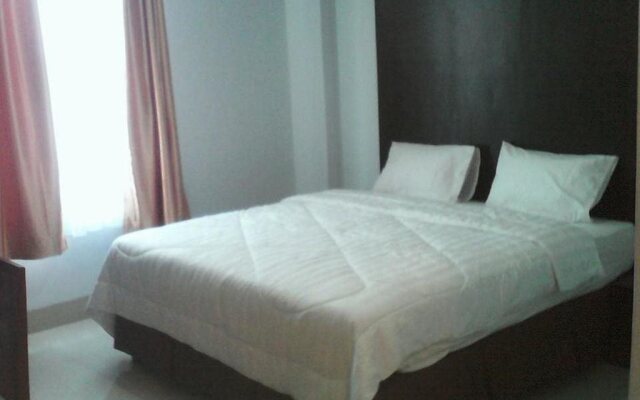 Novena Hotel Watampone