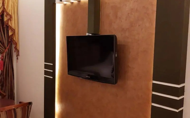 OYO 474 Alyousr Royal Hotel