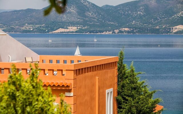 Thalassa Hotel
